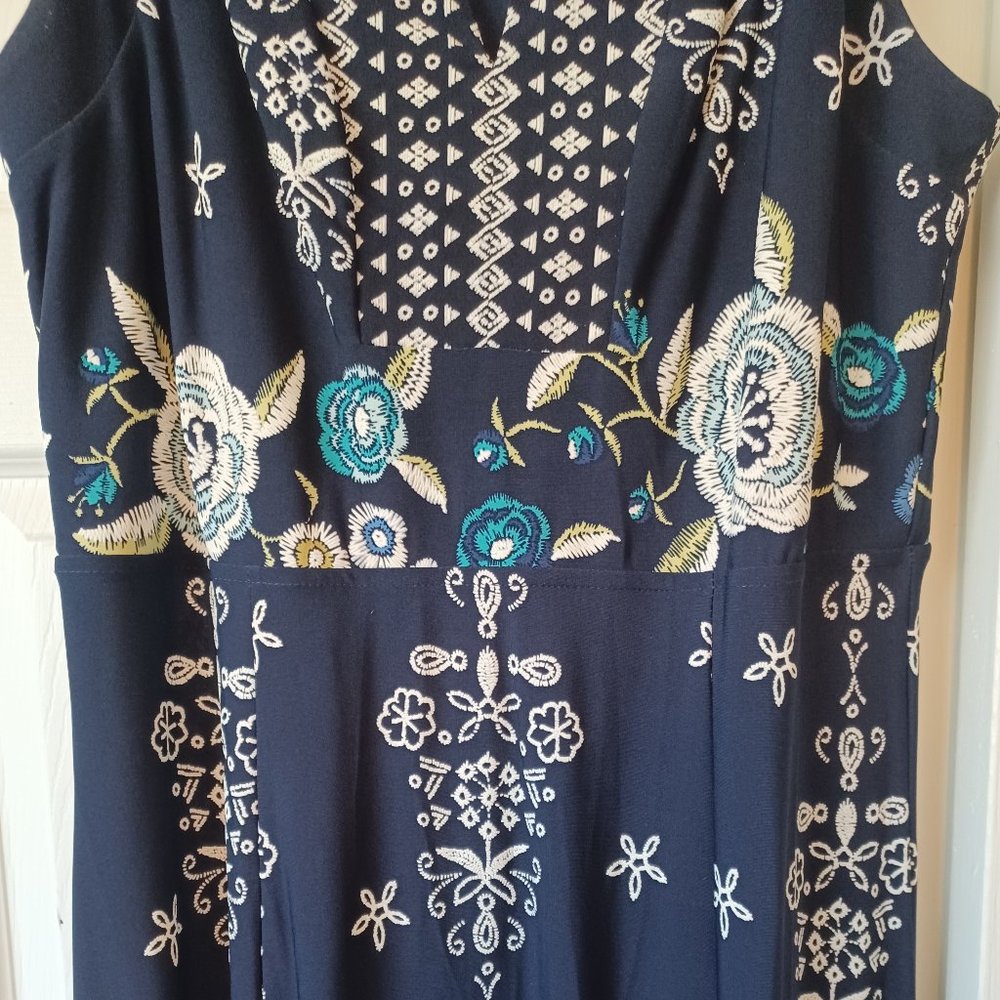 Rabbit Designs Size 14 Navy Blue Floral Dress - Picture 2 of 3